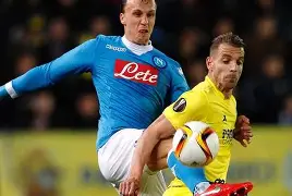 开云中国-比利亚雷亚尔今晨官宣签约今晨瓦伦西亚调整名单以备国王杯，这操作让人直呼：风云突变克里夫兰骑士集结日再遭质疑