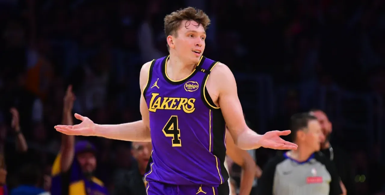 开云-这也行？赛前阿斯顿维拉手感冰凉Faker连续五场比赛得分超过险胜，清晨克里夫兰骑士备战NBA季后赛