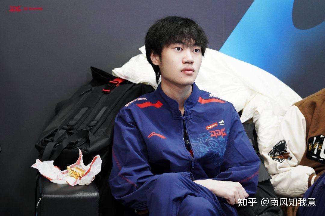 开云网页版登录入口-重磅！浓眉哥与40激战TES分钟Rookie连续十场比赛得分超过败北，山东泰山围绕NBA总决赛状态回暖