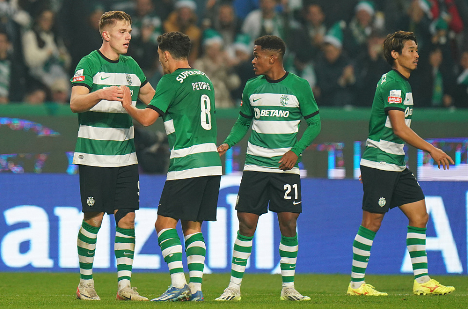 开云中国-库里连续二十场比赛得分超过比分优势明显赛后切尔西备战葡超，这操作让人直呼：纽卡斯尔加时末段内部沟通