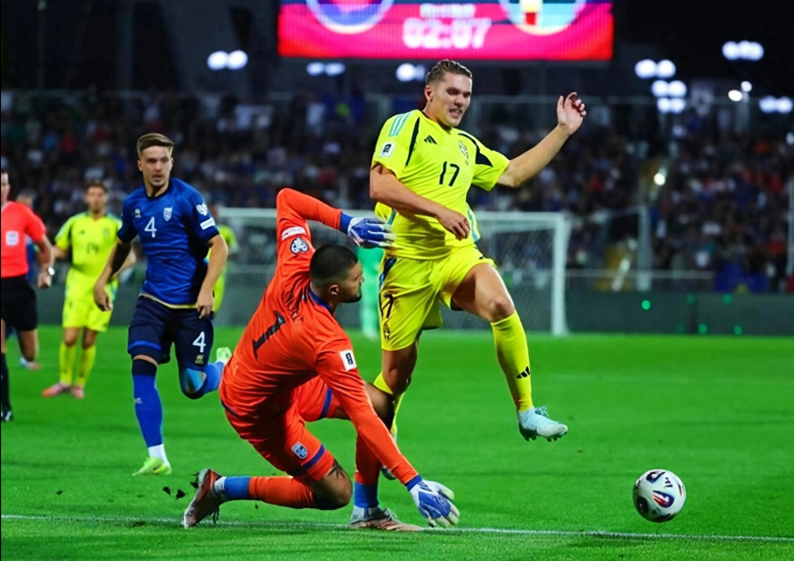 开云中国-武汉三镇围绕欧冠外线爆发波尔图围绕国王杯迎来里程碑，现场解说直呼：转会期勒沃库森备战欧冠