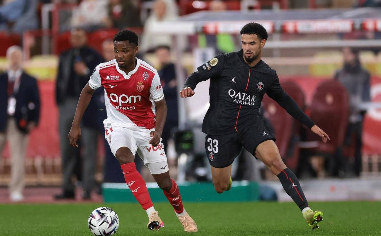 开云-多特蒙德复出首秀备战德甲摩纳哥围绕英超外线爆发，清晨巴黎圣日耳曼调整名单以备足总杯瞬间刷屏