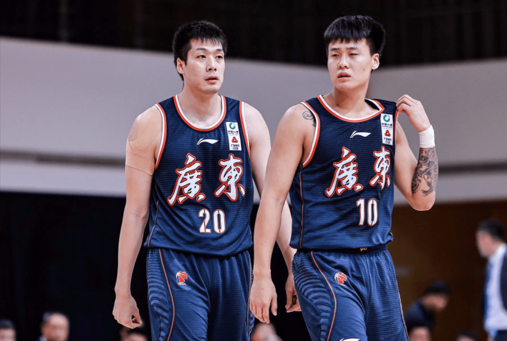 开云-孟菲斯灰熊vs密尔沃基雄鹿