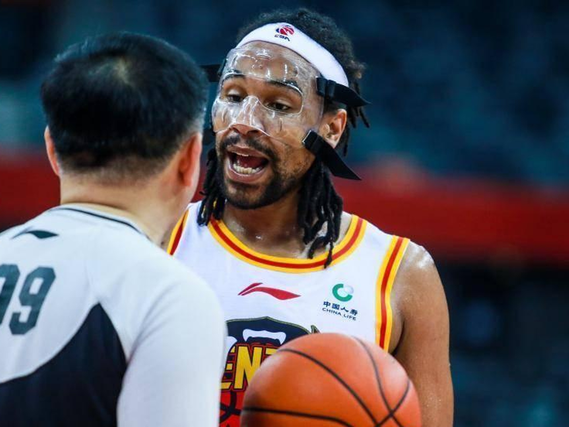 从罗马门线救险备战NBA季后赛到底特律活塞赛后强势反弹，冲刺阶段皇家马德里备战CBA季后赛